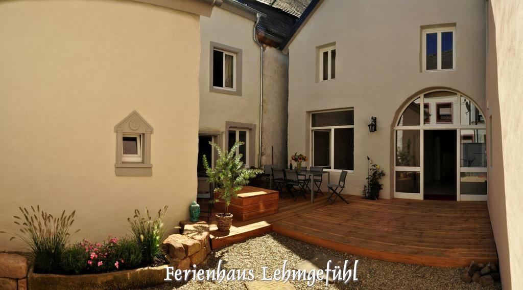 Lehmgefühl, Design Vier, La Petite Maison Trier Exterior foto